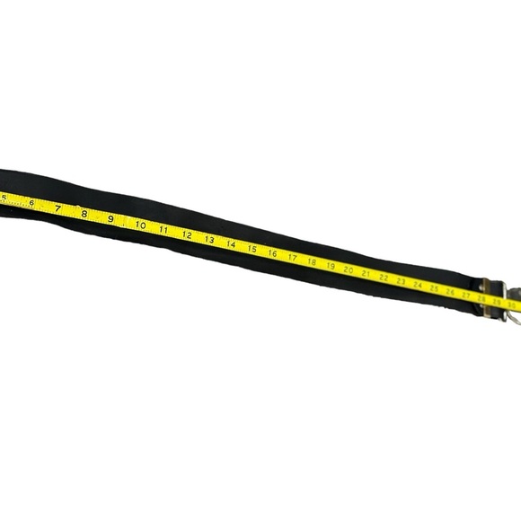 Authentic Versus Gianni Versace Women’s Black/Gold Leather Belt Vintage SZ 75/30 - Picture 5 of 10